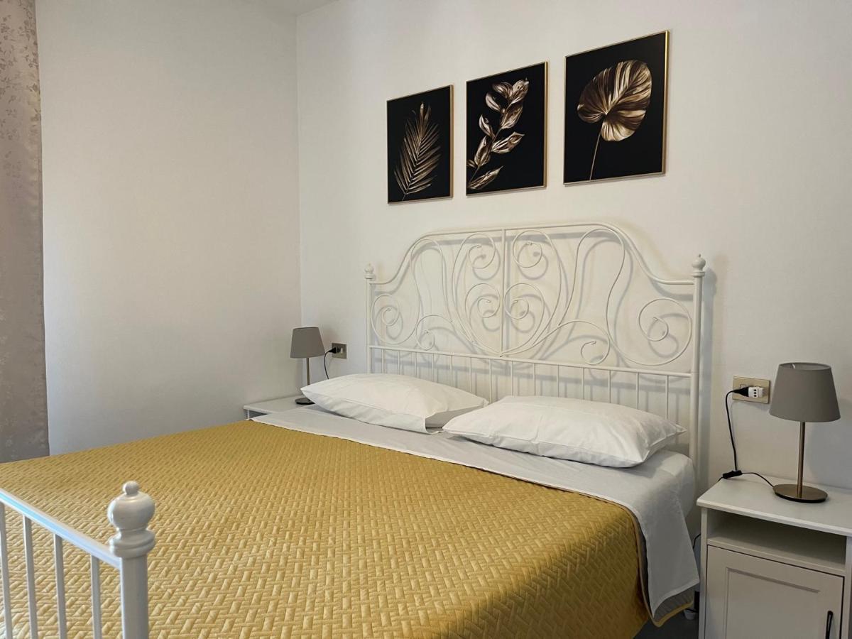 Lovely Apartemen *